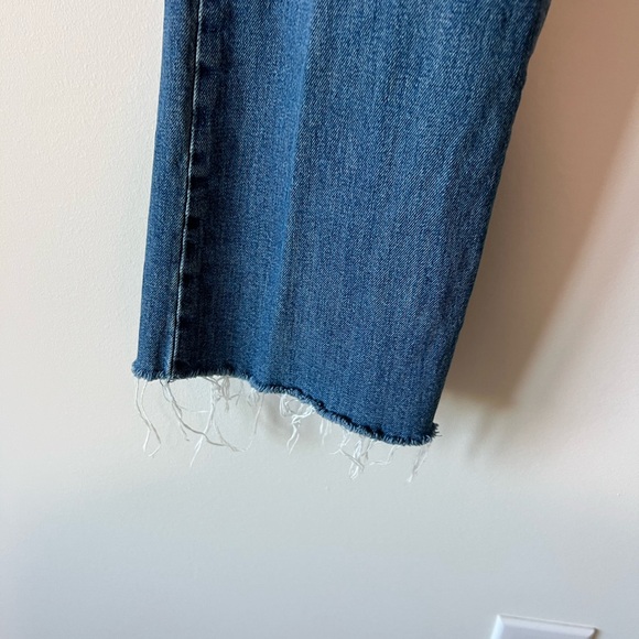 Uniqlo Women's Cropped Jeans Raw Hem Size 28 - Picture 4 of 8